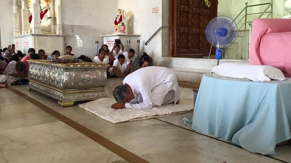 Pujyashree Taking Birthday Blessings